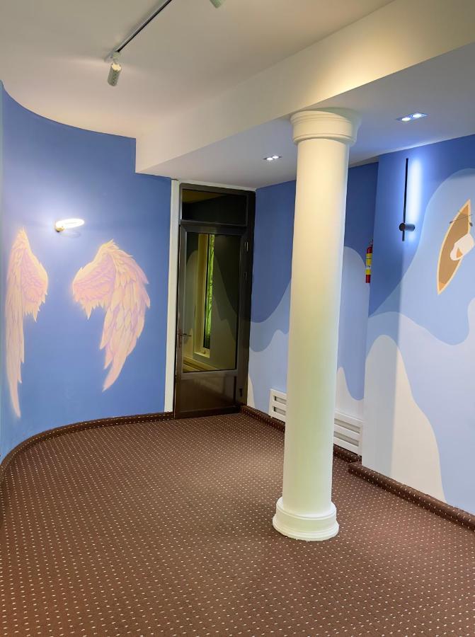 The Top Hostel Tashkent Luaran gambar