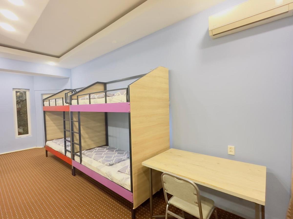 The Top Hostel Tashkent Luaran gambar
