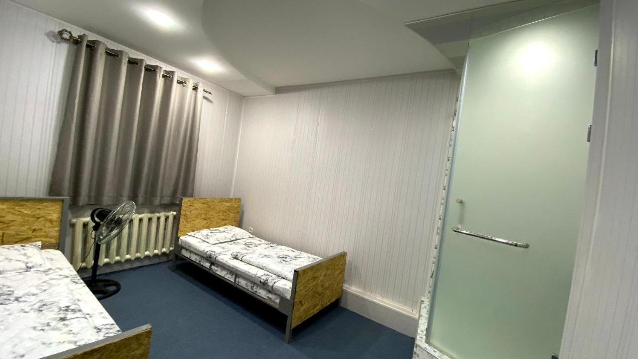 The Top Hostel Tashkent Luaran gambar